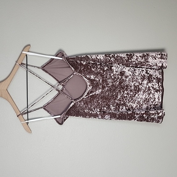 Privacy Please Raymore Crushed Velvet Mini Slip Dress - Picture 8 of 9